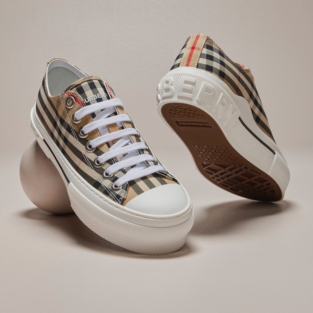Burberry Sneaker Women’s